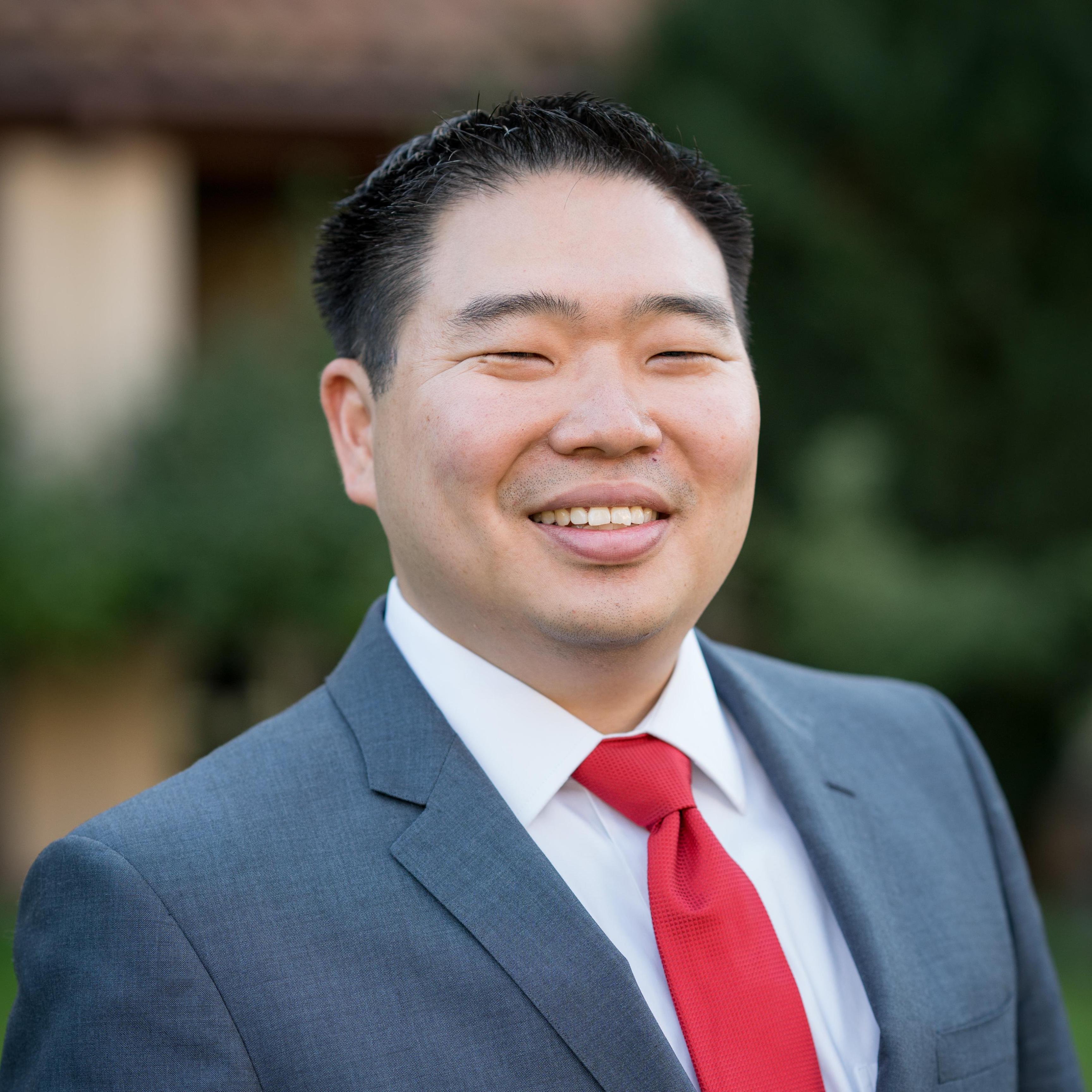 Brent Izutsu '05 