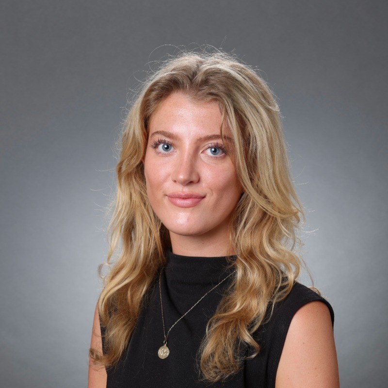 Elizabeth Golinvaux 