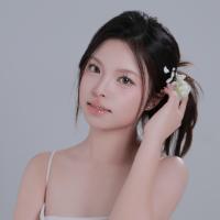 Ellie Ngo