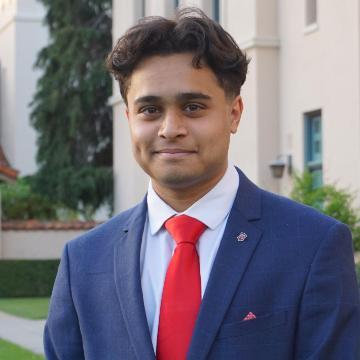 Abhi Headshot 