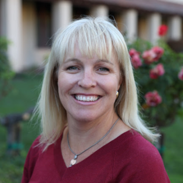 Heather Dumas-Dyer 